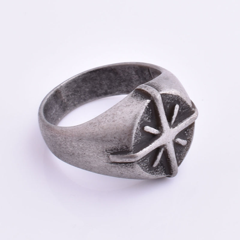 Vintage Ring - Acutus